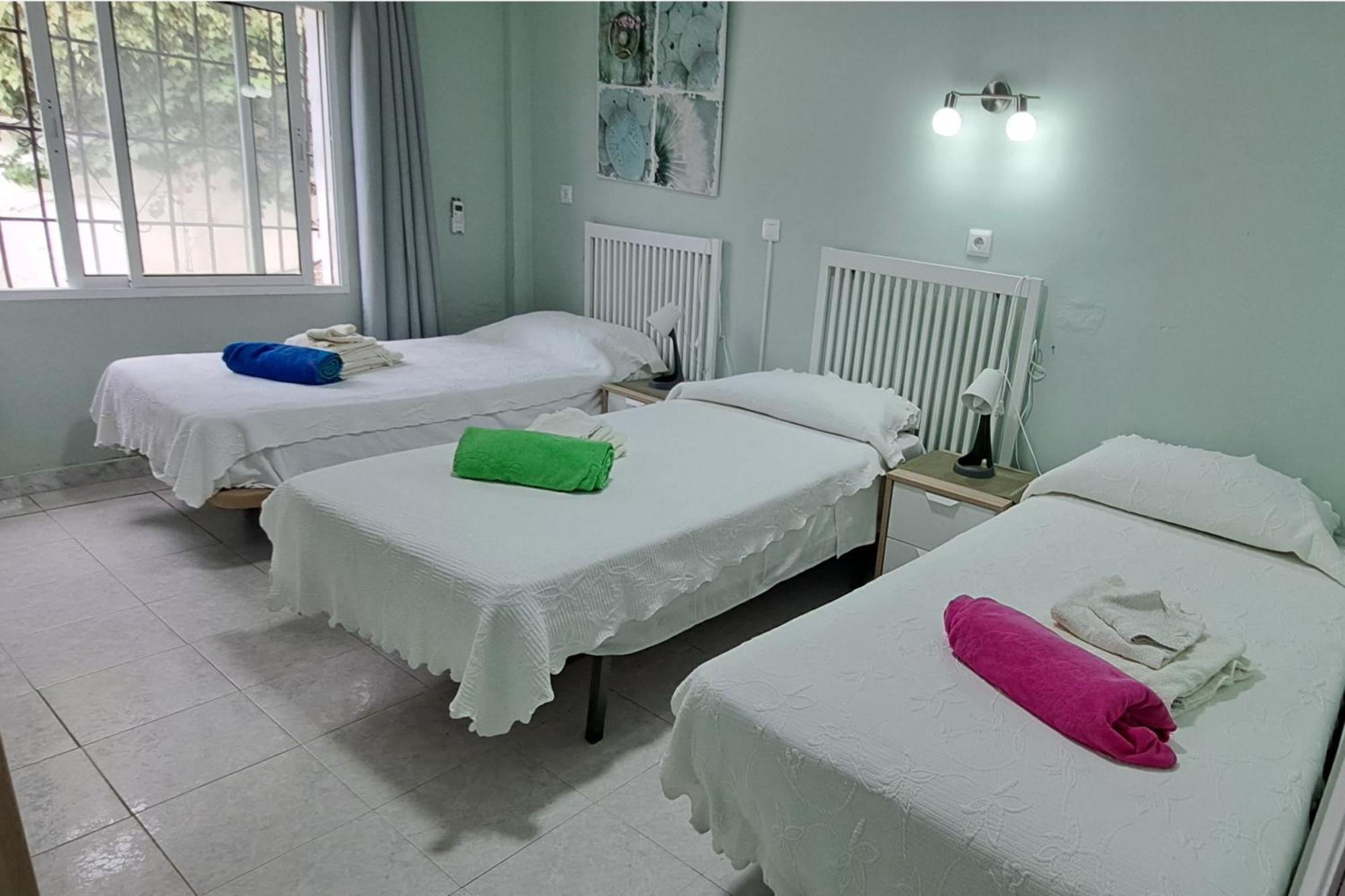 2 Bed - Sleeps 5 - Private Pool & Garden Villa
